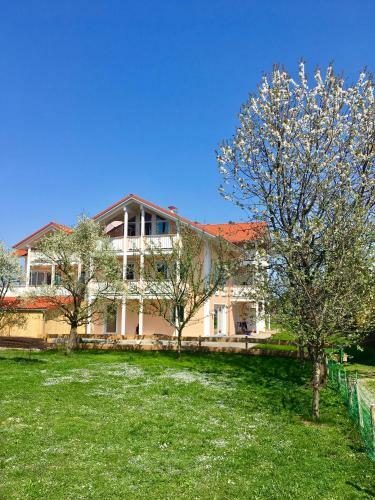 Apartamentos Shania Residence