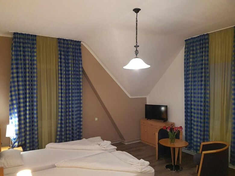 Hotel Pharos Zur Seeve