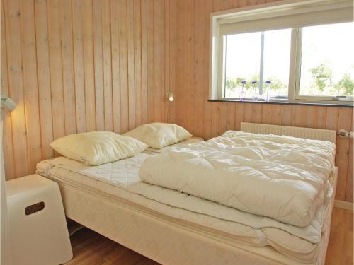 Four-bedroom Holiday Home With A Fireplace In Haderslev