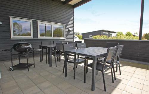 Four-bedroom Holiday Home With A Fireplace In Haderslev