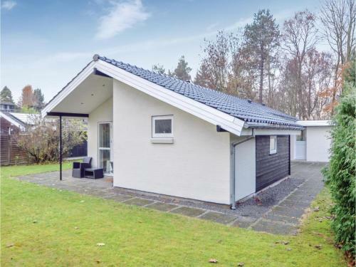 Three-bedroom Holiday Home In Ega