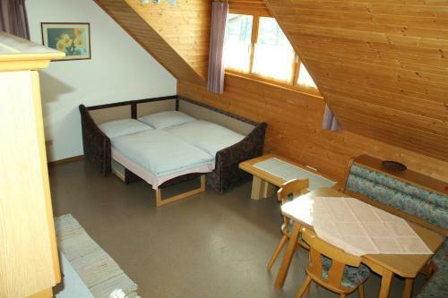 Hostal Appartement Pension Grasser