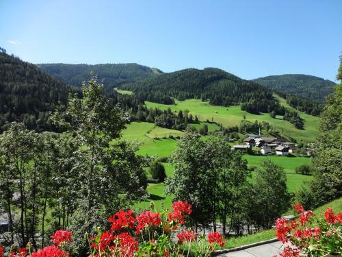 Hostal Hotel Garni Haus Sonnblick
