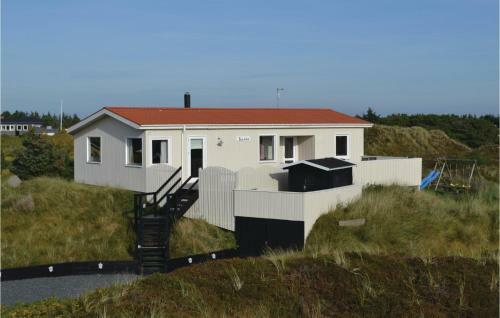 Three-bedroom Holiday Home In Vejers Strand