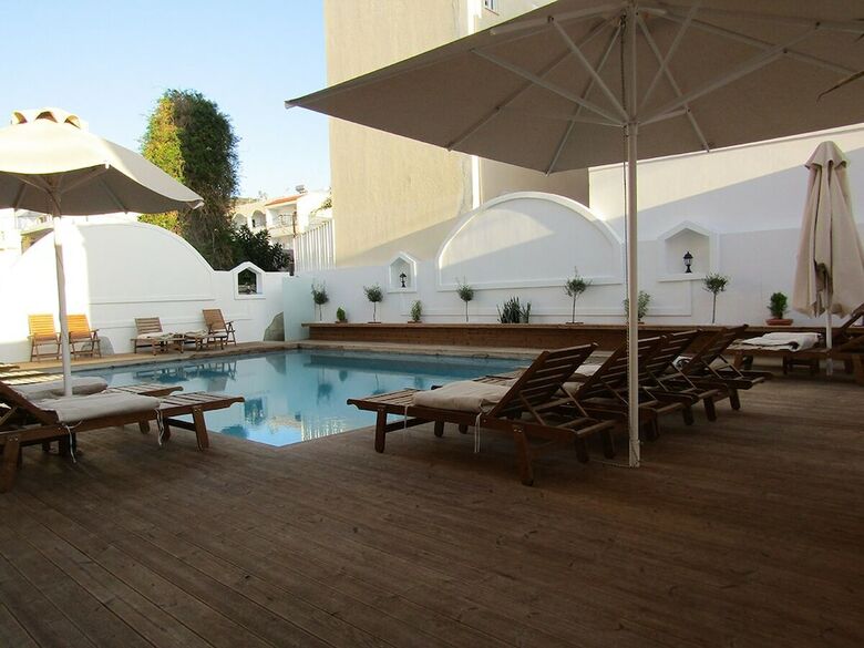 Atlantis Hotel