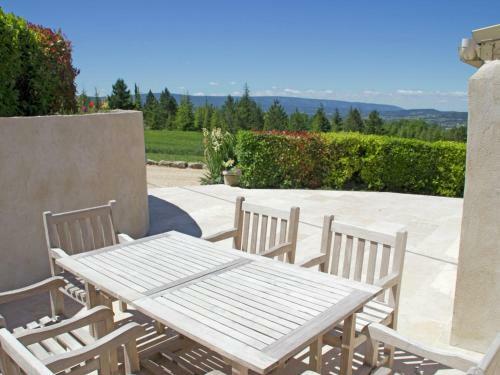 Beautiful Villa In Apt With Private Swimming Pool