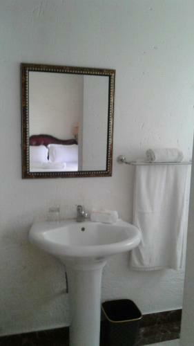 Hotel Ludiaana Guest House