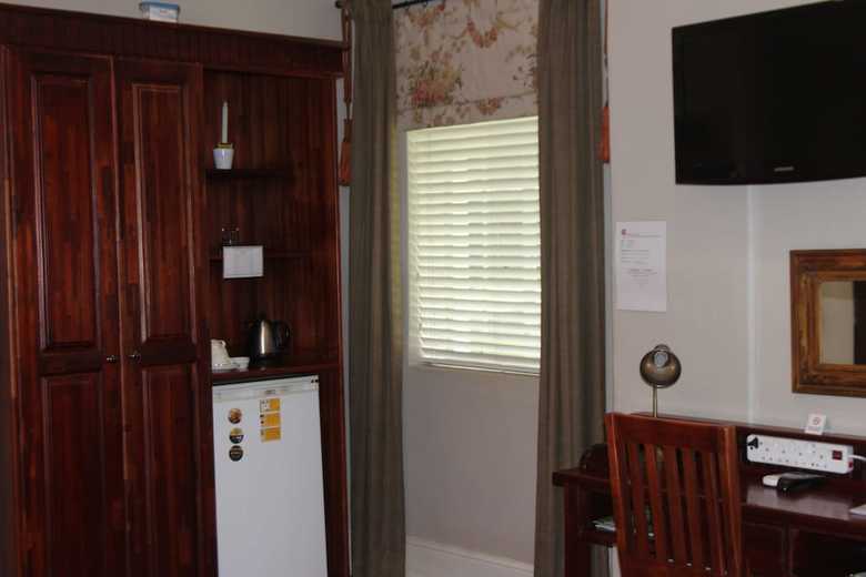 Hostal Villa Beryl Guesthouse