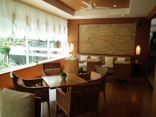 Honey Moon Hotel