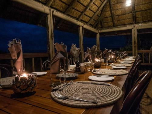 Woodbury Lodge ? Amakhala Game Reserve