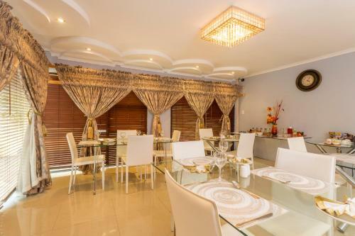 Hostal Ezulwini Guest House