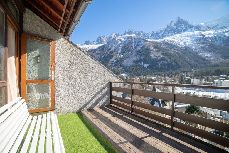 Les Avouilles Private Terrace Apartment