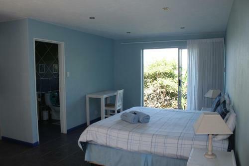 Hostal Columbus Guest House
