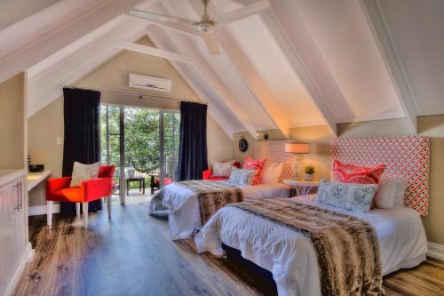 Hostal Loerie's Call Guesthouse