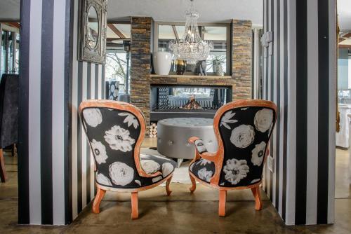 Hostal Loerie's Call Guesthouse