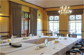 De Hoek Country Hotel
