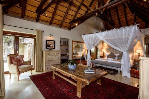 Lodge Khaya Ndlovu Manor House