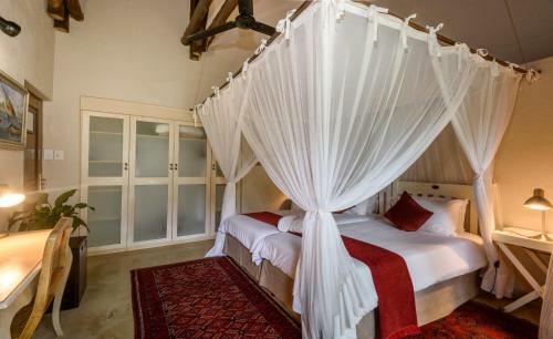 Lodge Khaya Ndlovu Manor House