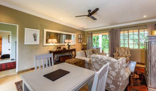 Lodge Khaya Ndlovu Manor House