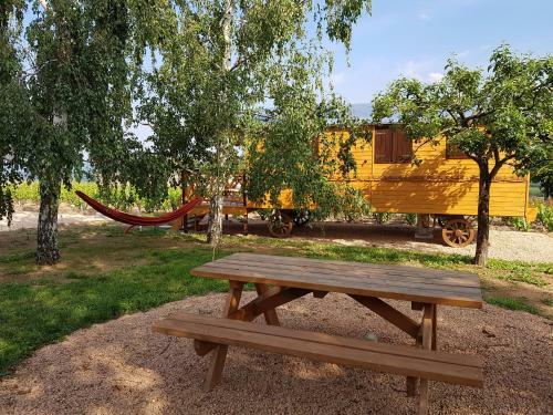 Agroturismo La Roulotte De Chiroubles