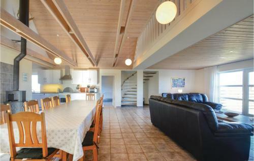 Holiday Home Glombak