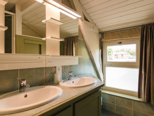 Luxurious Mansion In Lacapelle-marival With Heated Pool