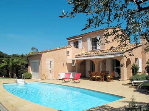 Holiday Home Les Mazets Du Soleil (max120)