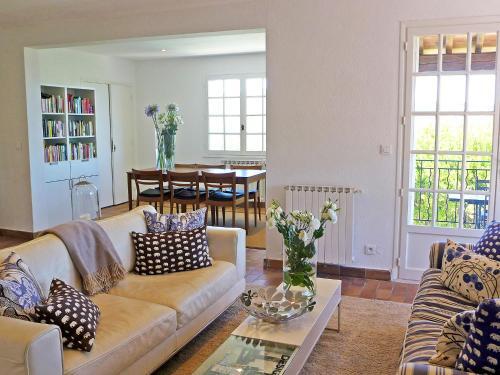 Holiday Home Les Arbousiers