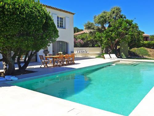 Holiday Home Les Arbousiers