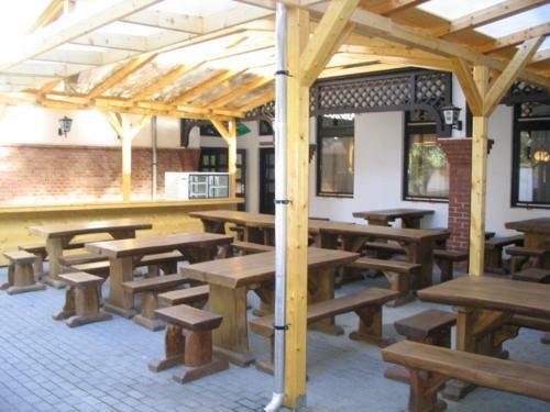 Hostal Vincell�r Panzi� �s �tterem