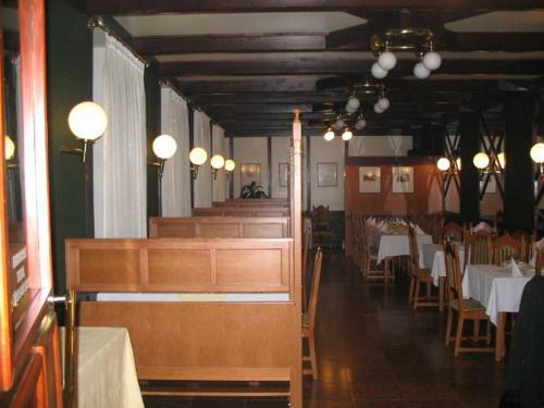 Hostal Vincell�r Panzi� �s �tterem