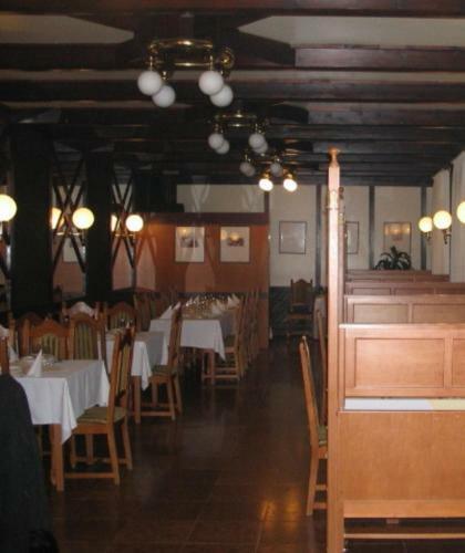 Hostal Vincell�r Panzi� �s �tterem