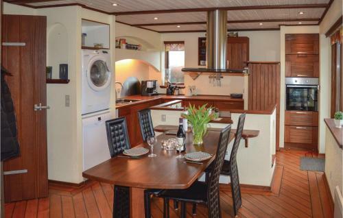 Holiday Home M�gevej S�by X