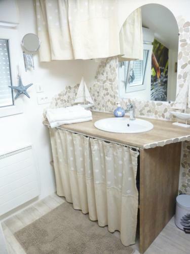 Hostal La Tour Aux Tilleuls