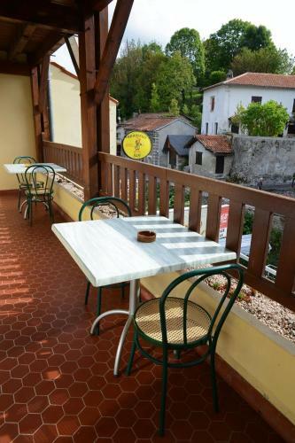 Les Olivier Pub, Brasserie Et B&B