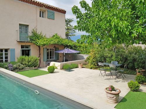 Comfortable Holiday Home In Mormoiron With Private Pool