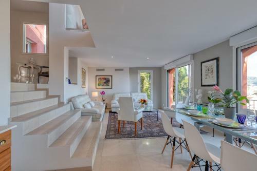 Centragence - Clair Logis - 8 Personnes