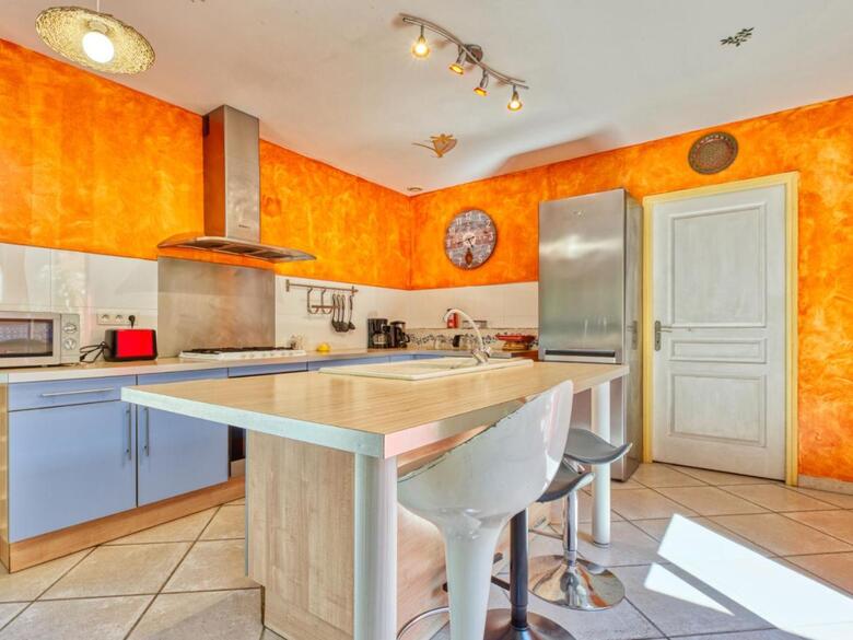 Holiday Home La Bergerie (nsm100)