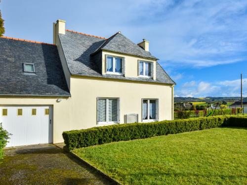 Holiday Home Ty Awen (ptp100)