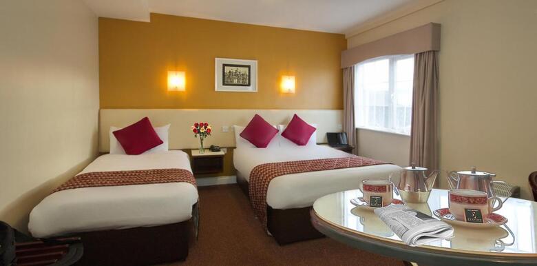Hotel Eviston House