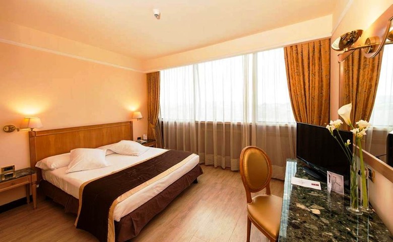 Shg Hotel De La Ville