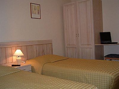 Tia Hotel