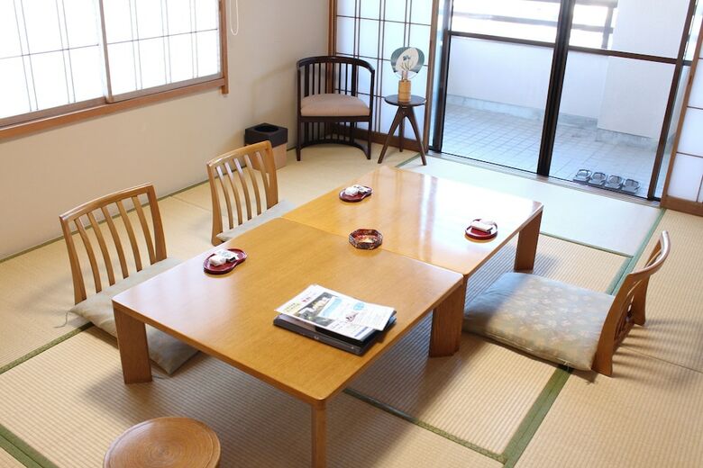 Hotel Honjin Hiranoya Bekkan