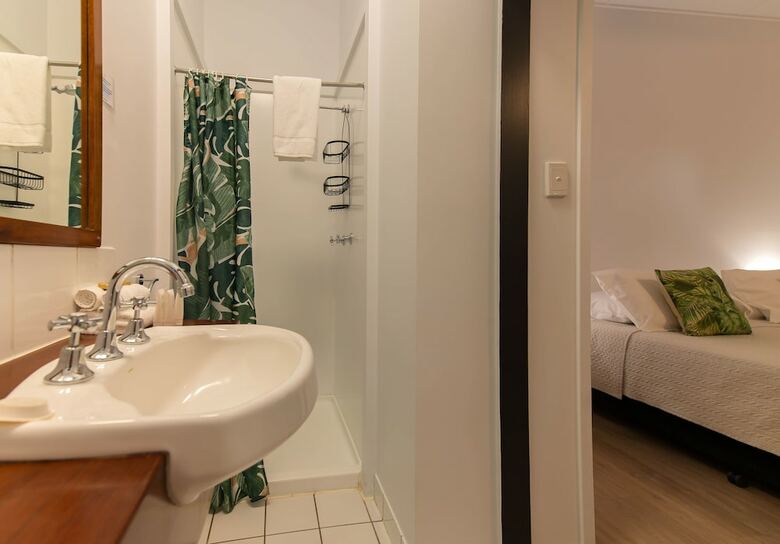 Hotel Cape Trib Beach House