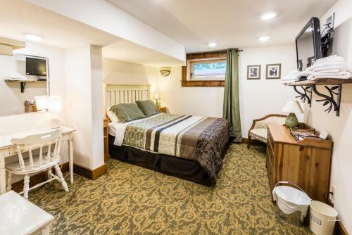 Bed & Breakfast Rustlers Lodge