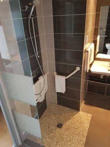 Hotel H�tel Restaurant Les Bruy�res