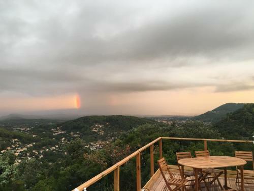 Hostal Les Insolites De Taracopala