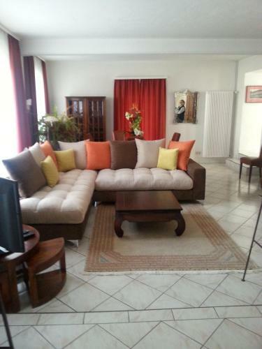 Ch�teau Mesny Gite Au Fil Des Pages