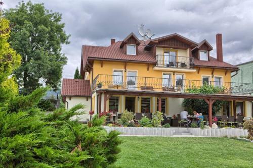 Hostal Penzion Fant�zia Michalov�