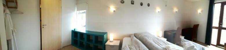 Hostal Guesthouse Storu-laugar